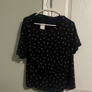 Denver Hayes Black and White Patterned Short Sleeve Top